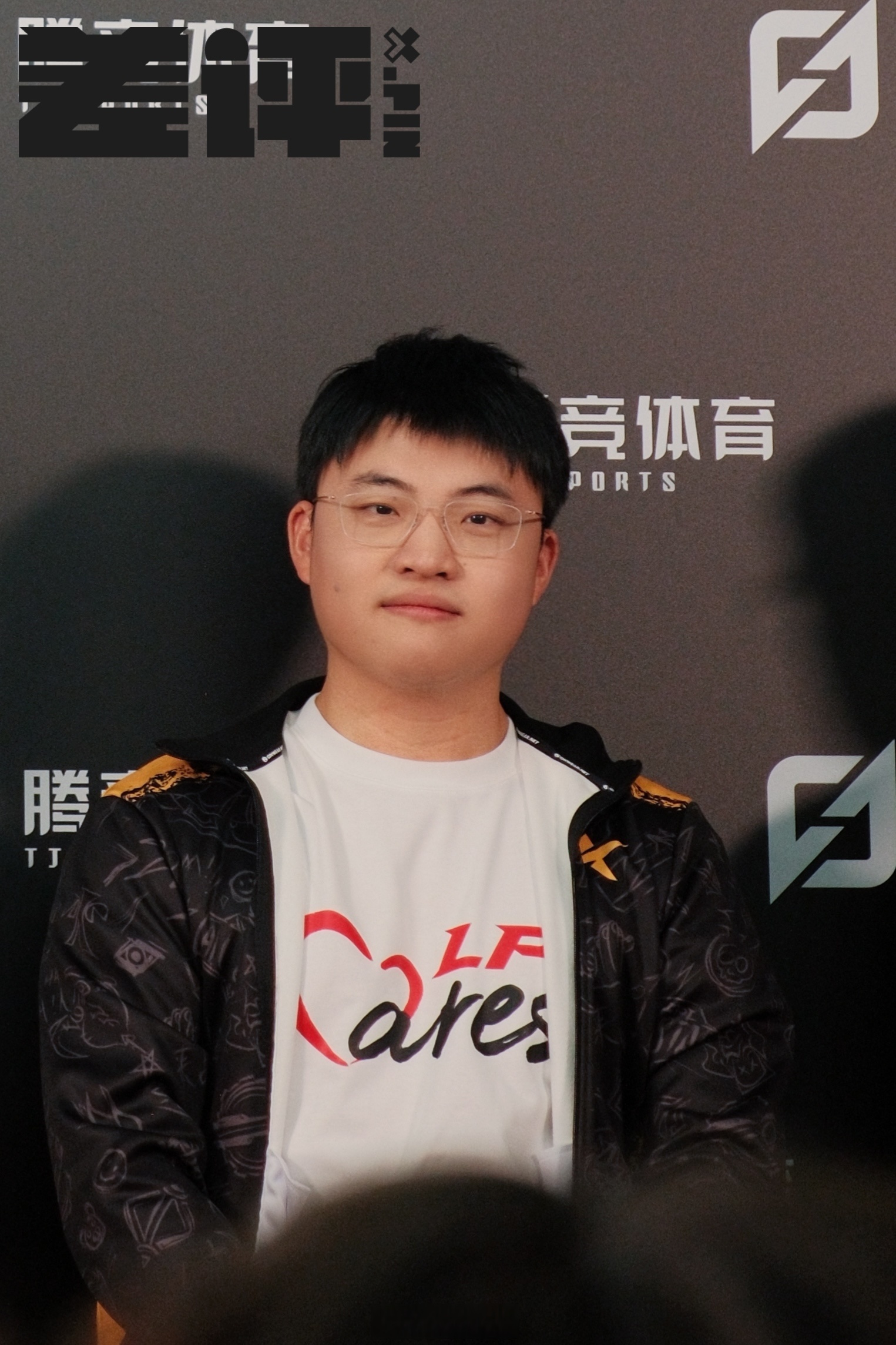 关于Uzi新星夺冠表现突出，FPX前途光明！的信息