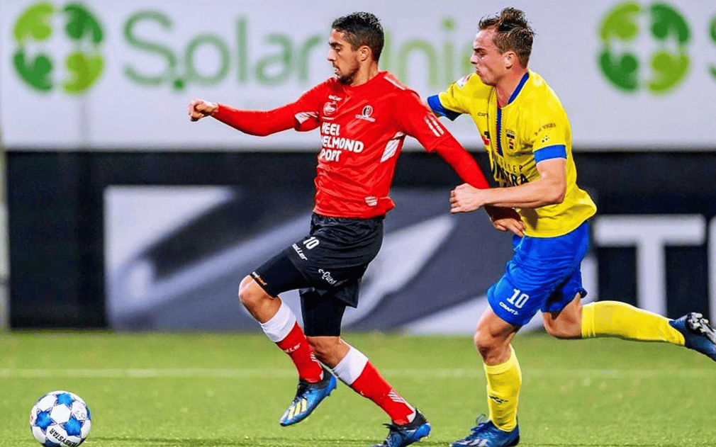 转会期费耶诺德门线救险——荷甲节点到来,赛场秩序良好,球队文化再被提及 转会期费耶诺德门线救险——荷甲节点到来,赛场秩序良好,球队文化再被提及