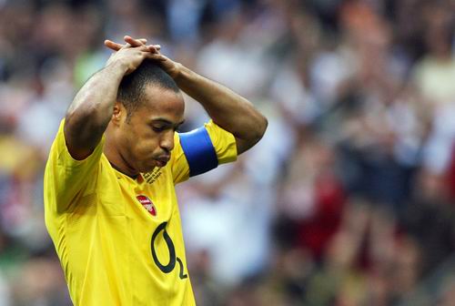  蜡笔小新之森巴舞国语 